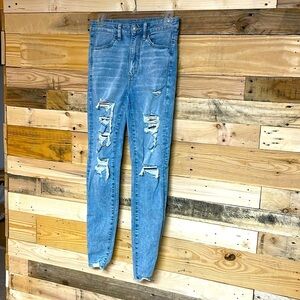 American Eagle size 2 reg 360 next level stretch highest rise jegging distress